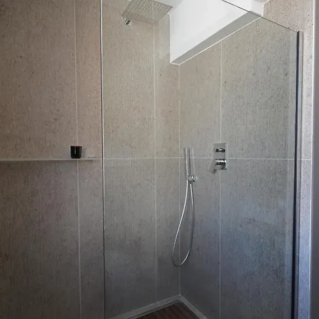 Delfino 39 Tatil Evi Bari