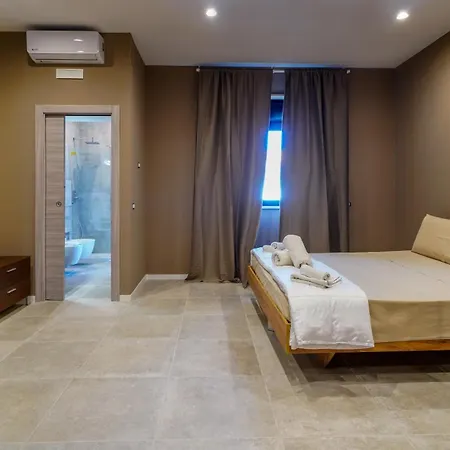 Delfino 39 * Бари