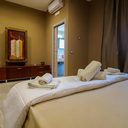 Delfino 39 * Бари